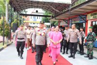 Kapolda Kepri Irjen Pol Tabana Bangun melakukan kunjungan kerja ke Kabupaten Karimun, Rabu (22/2/2023). (Foto: Humas Polres Karimun)