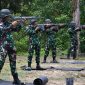 Prajurit Lanal TBK mengikuti proses latihan menembak. Foto: Dok. Lanal TBK.