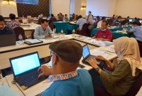Kegiatan UKW gratis yang difasilitasi Dewan Pers dan dilaksanakan oleh UPN Veteran Yogyakarta di Batam, 22-23 Maret 2022. (Foto: UPN Veteran)