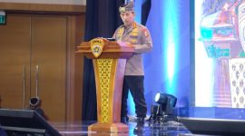 Kapolri Jenderal Polisi Listyo Sigit Prabowo memberikan sambutan dalam Rakernis SDM Polri di Batam. (Foto: Humas Polda Kepri)