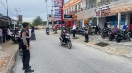 Personil Polres Karimun lakukan pengamanan di sejumlah titik wilayah Kabupaten Karimun. (Foto: Ist/Kepriheadline.id)