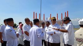 Wakil Bupati Karimun Anwar Hasyim meninjau kesiapan STQH ke-X Provinsi Kepri di Coastal Area. (Foto: Kepriheadline.id)