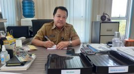 Sekretaris Dinas Tenaga Kerja (Disnaker) Kabupaten Karimun Raja Jemishak. (Foto: Dokumen Kepriheadline.id)