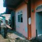 Polisi melakukan olah TKP di lokasi kebakaran di Bukit Sidomulyo Karimun. (Foto: Dokumen Polisi)