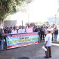 Puluhan massa HNSI menggelar demo di Halaman DPRD Karimun. (Foto: Kepriheadline.id)
