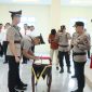 Kapolres Karimun AKBP Ryky W Muharam pimpin serah terima jabatan Kasat Lantas Polres Karimun. (Foto: Humas Polres Karimun)