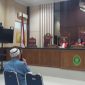 Mantan Kades Parit Basri jalani sidang perdana di Pengadilan Tipidkor Tanjungpinang. (Foto: kepriheadline.id)