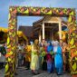 Istri Gubernur Kepri Ny Dewi Kumalasari Ansar Ahmad meresmikan pembukaan Bazar STQH ke-X Provinsi Kepri. (Foto: Kepriheadline.id)