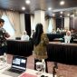 Para peserta program kelas Beasiswa PT Timah sedang menjalani ujian seleksi. (Foto: Humas Timah)