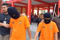 Dua pelaku penyeludupan PMI Non Prosedural yang diamankan Satreskrim Polres Karimun baru-baru ini. Foto: Kepriheadline.id