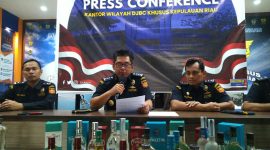 DJBC Khusus Kepri Menegah Upaya Penyeludupan Ribuan Miras asal Singapura ke Lingga. (Foto: Istimewa)