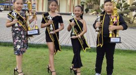 Empat model cilik perwakilan Kabupaten Karimun berhasil meraih prestasi di Festival Model Batik Indonesia 2023 di Jakarta. Foto: istimewa