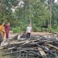 Kondisi rumah Wahid yang ludes terbakar, Senin (31/7/2023). Foto: Istimewa