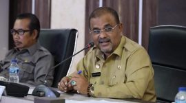 Bupati Karimun Aunur Rafiq memimpin rapat persiapan GTRA Summit 2023 di Ruang Cempaka Putih, Senin (3/7/2023). Foto: Facebook Diskominfo Karimun