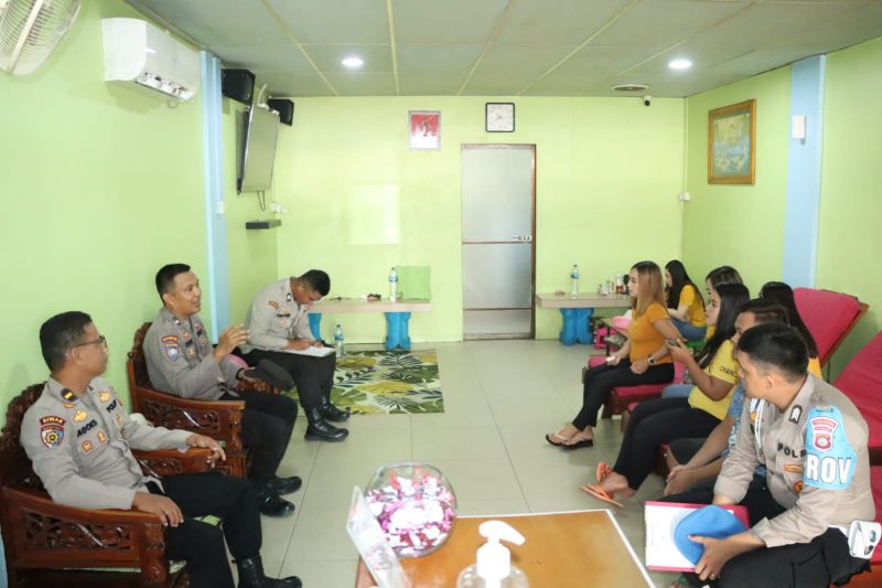 Jajaran Sat Binmas Polres Karimun menggelar Operasi Bina Kusuma. Foto: Polres Karimun