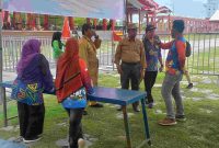 Wakil Bupati Karimun Anear Hasyim dan Kepala Bidang Pemasaran dan Promosi Dispar Karimun Ahadian Zulseptriadi meninjau persiapan pelaksanaan Pesta Durian GTRA Summit 2023. Foto: rr/kepriheadline.id