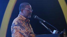 Bupati Karimun Aunur Rafiq memberikan sambutan dalam Welcoming Dinner GTRA Summit 2023, Selasa (29/8/2023) malam. Foto: Diskominfo Karimun.