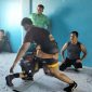 Prosesi latihan atlet gulat PGSI Karimun di bawah bimbingan Coach Nurhadi dan Coach Hartono. Foto: Istimewa