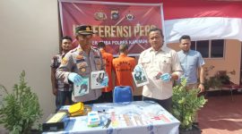 Polsek Kuba menggelar Konferensi Pers pengungkapan kasus pencurian dengan pemberatan di 10 lokasi di Kundur. Foto: istimewa