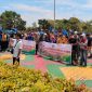 Ratusan pekerja PT Karimun Granite (KG) Kabupaten Karimun, Provinsi Kepulauan Riau menggelar aksi unjuk rasa (Unras) di Halaman Kantor Bupati Karimun, Senin (18/9/2023).foto: Istimewa