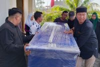 Proses pemulangan Jenazah Rudi yang dilakukan Tim Relawan Aneng. Foto: istimewa