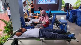 Kegiatan donor darah dalam rangka HUT ke-78 TNI di Lanal Tbk. Foto: istimewa