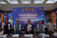 Kantor Wilayah Bea Cukai Khusus Kepri menggelar Konferensi Pers atas penindakan Ratusan Benih Lobster. Foto: istimewa