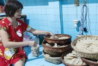 Produk Usaha Misoa Mitra Binaan PT Timah yang berhasil berkembang hingga pasarkan produk ke Malaysia. Foto: istimewa