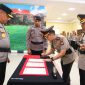 Kapolda Kepri pimpin sertijab Kapolres Karimun di Polda Kepri. Foto: Humas