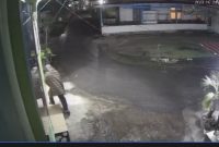 Rekaman CCTv aksi maling di Karimun. Foto: istimewa