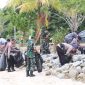 Aksi bersih-bersih oleh Jajaran Polres Karimun bersama TNI, dan Bakamla dalam rangka HUT ke-,73 Satpolairud Polres Karimun. Foto: Humas Polres Karimun