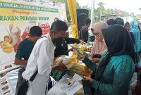 Warga Karimun Antusias Berbelanja di Pasar Pangan Murah di Jalan Soekarno Hatta, Poros. Foto: istimewa