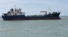 Kapal Mini Tangker Bermuatan 80 Ton Solar Diamankan BC Kepri. Foto: Istimewa