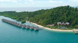 Pantai Telunas Resort. Foto: instagram @aslikarimun