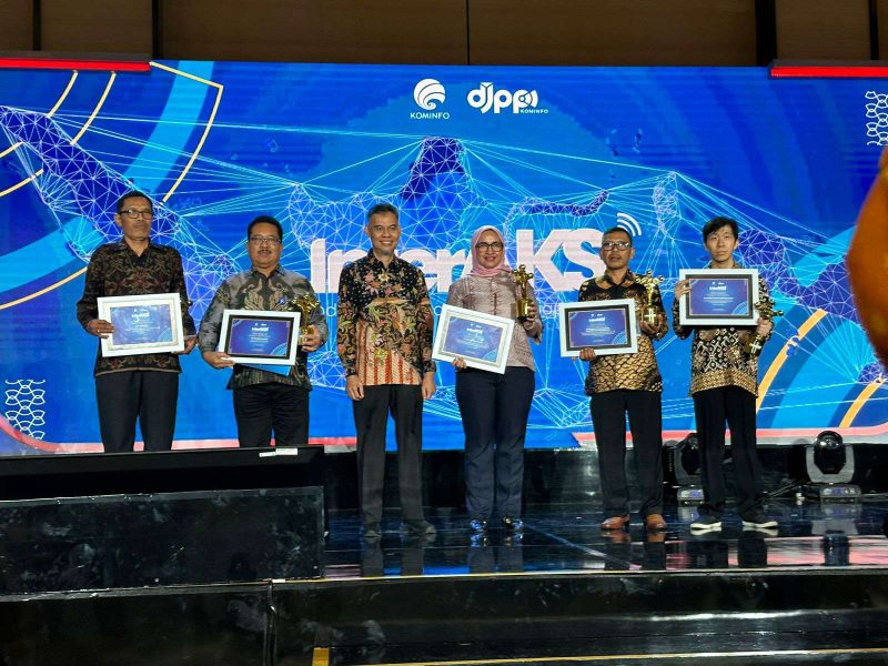 Batam TV Raih Penghargaan dari Kominfo RI. Foto: istimewa