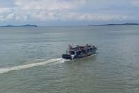 Kapal antar pulau di Karimun. Foto: Arsip KepriHeadline.id