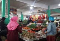 Aktivitas di Pasar Puan Maimun beberapa waktu lalu. Foto: KepriHeadline.id 
