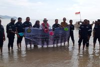 PT Timah Tbk Lakukan Restocking Kepiting di Pulau Kundur. Foto: Humas PT Timah
