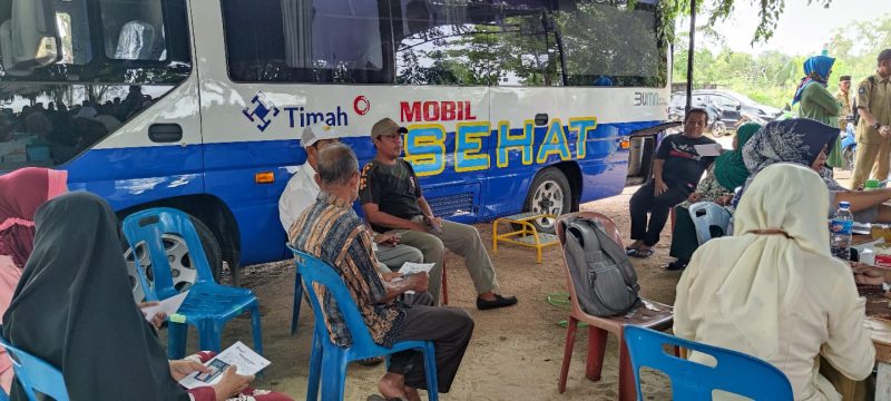 Kehadiran mobil sehat PT Timah selalu di nantikan oleh masyarakat. Foto: Humas PT Timah