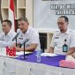 Kepala Kantor Imigrasi Kelas II TPI Karimun Zulmanur Arif didampingi Jajaran Kasi dan Kasubsi sampaikan data pencapaian kinerja tahun 2023. Foto: KepriHeadline.id