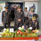 Pemotongan tumpeng dalam rangka peringatan Hari Bhakti Imigrasi ke-74 tahun 2024. Foto: KepriHeadline.id 