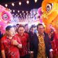 Gubernur Ansar saat menghadiri peresmian Bazar Imlek tahun 2024 di Jalan Merdeka, Tanjungpinang. Foto: Humas Pemprov Kepri