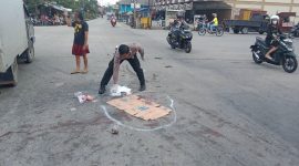 Personil Satlantas Polres Karimun melakukan olah TKP Kecelakaan di Simoang Empat Mutiara Kelurahan Sei Raya, Kecamatan Meral. Foto: Dokumen Polisi
