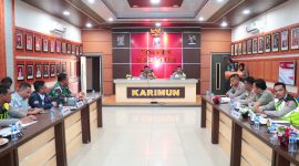 Kapolres Karimun AKBP Fadli Agus pimpin Rapat Koordinasi Ops Keselamatan Seligi 2024. (Foto: Humas Polres Karimun)