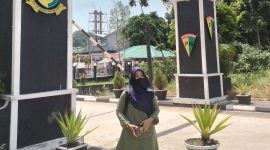 Kakak Kandung Korban, Ningsih mendatangi Denpom I/6 Batam untuk menindaklanjuti perkembangan perkara kematian Kalin, Kamis, 14 Maret 2024. (Foto: Dokumen Keluarga)