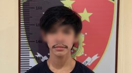 Pelaku SR usai diamankan Jajaran Polsek Kundur. (Foto: Dokumen Polisi)