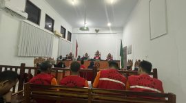 Proses sidang di Ruang Persidangan Pengadilan Negeri Karimun. Foto: Istimewa