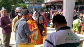 Suasana Operasi Pasar di Pasar Tradisional Teluk Uma, Kecamatan Tebing, Selasa, 19 Maret 2024. (Foto: Ist/KepriHeadline.id)
