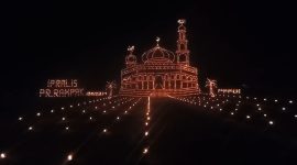Salah satu lampu colok peserta lomba Festival Lampu Colok dan Lamou Hias Eid Mubarak tahun 2023. (Foto: Dokumen KepriHeadline.id)