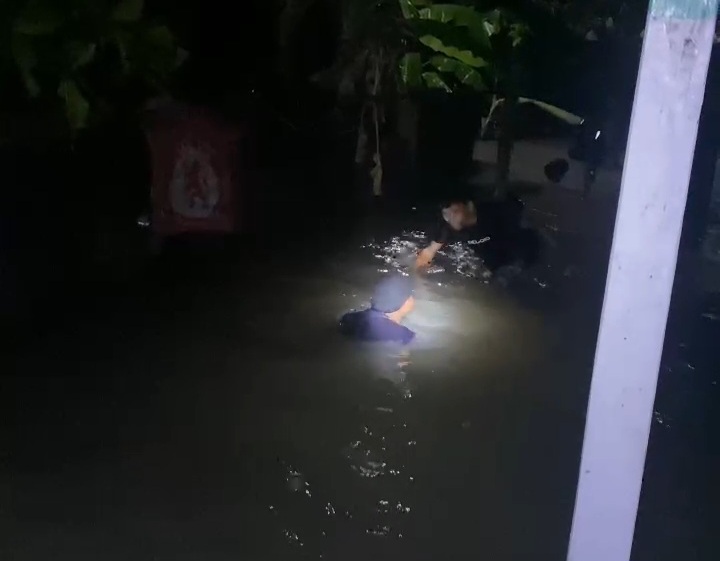 Tangkapan video warga. 